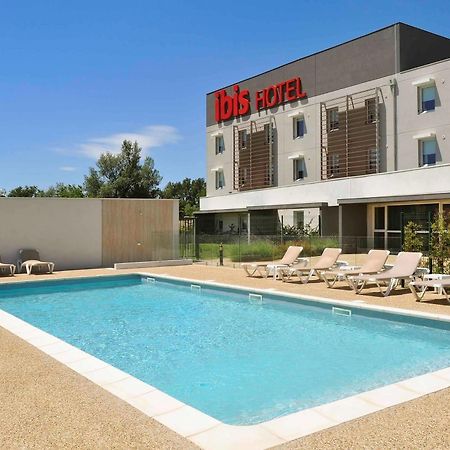 Hotel Ibis Istres Trigance Exterior foto
