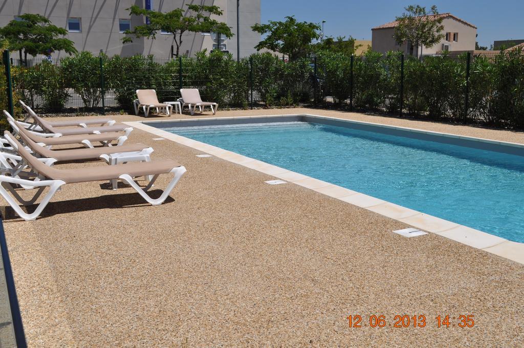 Hotel Ibis Istres Trigance Exterior foto